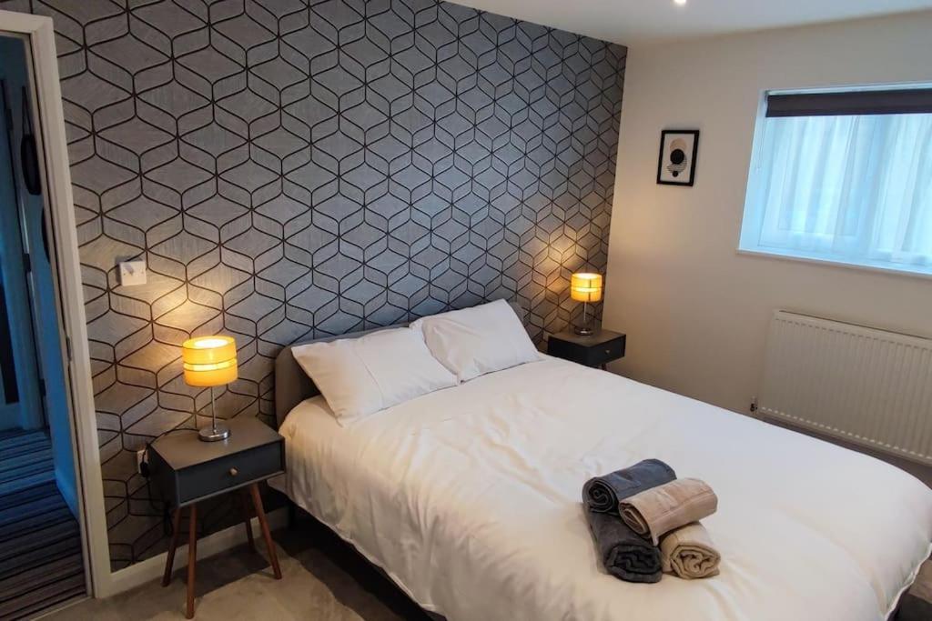 Comfortable 1 Bed Flat With Air Con Borehamwood Extérieur photo